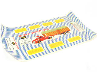 Lot 189 - DINKY TOYS (FRANCE) (1)