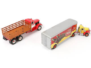 Lot 12 - FRANKLIN MINT (USA) (2)