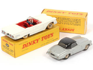 Lot 312 - DINKY TOYS (FRANCE) (2)