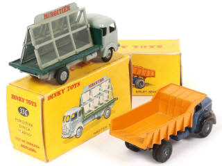Lot 319 - DINKY TOYS (FRANCE) (2)