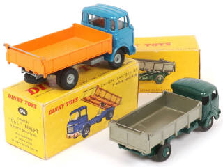 Lot 322 - DINKY TOYS (FRANCE) (2)