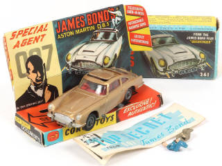 Lot 108 - CORGI TOYS (GB) (1)