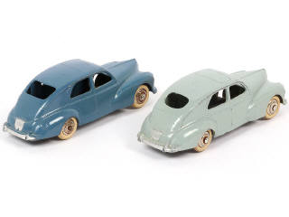 Lot 288 - DINKY TOYS (FRANCE) (2)