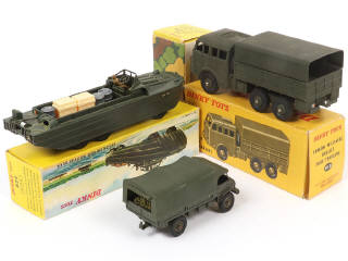 Lot 330 - DINKY TOYS (FRANCE) (3)