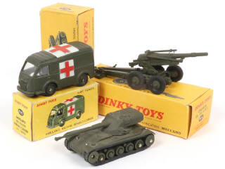 Lot 331 - DINKY TOYS (FRANCE) (3)