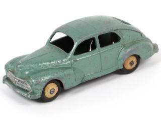 Lot 289 - DINKY TOYS (FRANCE) (1)