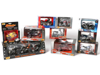 Lot 310 - MAISTO (CHINE) (10)