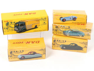 Lot 126 - DAN-TOYS (FRANCE) (5)