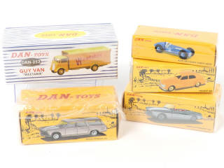 Lot 127 - DAN-TOYS (FRANCE) (5)