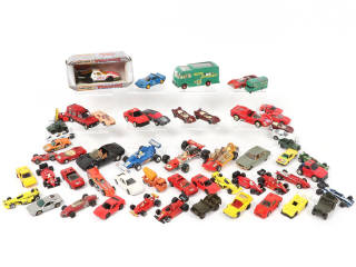 Lot 418 - DIVERS (54)