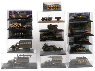 Lot 380 - DIVERS (16)