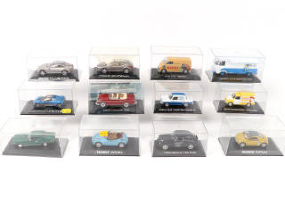 Lot 388 - DIVERS (12)