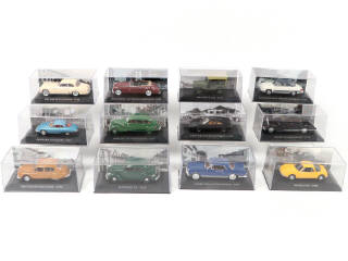 Lot 399 - DIVERS (12)