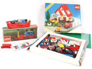 Lot 247 - LEGO (DANEMARK) (2)