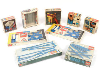 Lot 259 - LEGO (DANEMARK) (9)