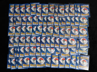 Lot 55 - POKEMON COMPANY (85)