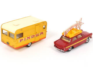 Lot 341 - DINKY TOYS (FRANCE) (1)