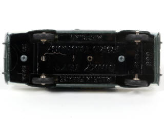 Lot 337 - DINKY TOYS (FRANCE) (1)