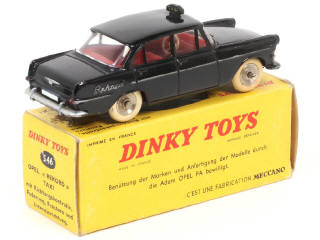 Lot 439 - DINKY TOYS (FRANCE) (1)