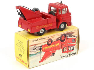 Lot 480 - DINKY TOYS (FRANCE) (1)