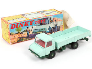 Lot 484 - DINKY TOYS (FRANCE) (1)