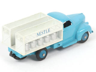 Lot 462 - DINKY TOYS (FRANCE) (1)