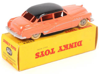Lot 377 - DINKY TOYS (FRANCE) (1)