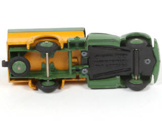 Lot 461 - DINKY TOYS (FRANCE) (1)