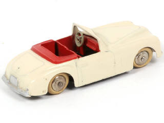 Lot 329 - DINKY TOYS (FRANCE) (1)