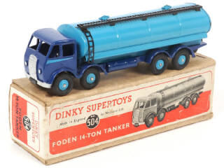 Lot 295 - DINKY TOYS (GB) (1)