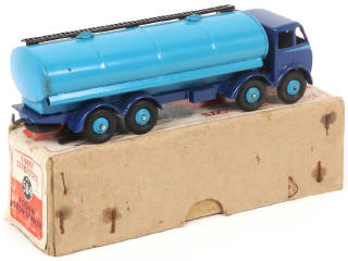 Lot 295 - DINKY TOYS (GB) (1)