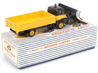 Lot 289 - DINKY TOYS (GB) (1)