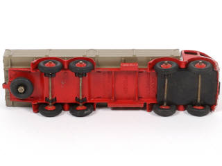 Lot 277 - DINKY TOYS (GB) (1)