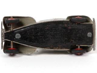 Lot 325 - DINKY TOYS (FRANCE) (1)