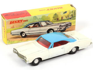 Lot 283 - DINKY TOYS (GB) (1)