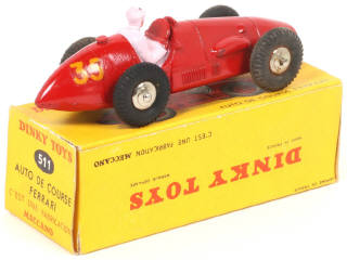 Lot 352 - DINKY TOYS (FRANCE) (1)