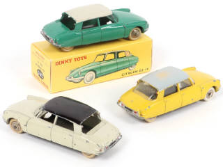 Lot 421 - DINKY TOYS (FRANCE) (3)