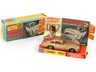 Lot 157 - CORGI TOYS (GB) (1)