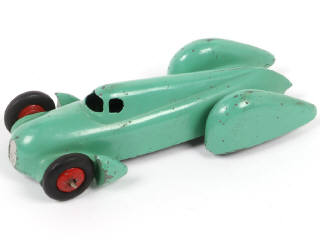 Lot 377 - DINKY TOYS (FRANCE) (1)