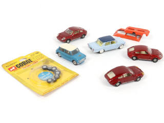 Lot 184 - CORGI TOYS (GB) (7)