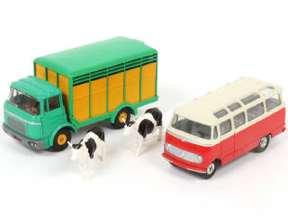 Lot 369 - DINKY TOYS (FRANCE) (2)
