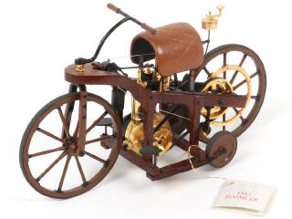 Lot 60 - FRANKLIN MINT (USA) (1)