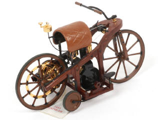 Lot 60 - FRANKLIN MINT (USA) (1)