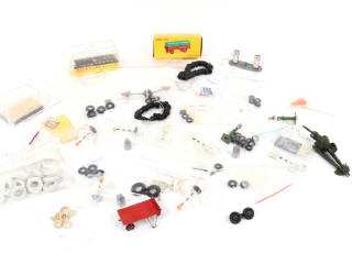 Lot 176 - DIVERS (20)
