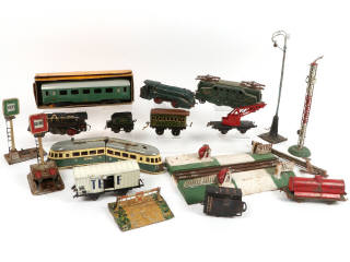 Lot 12 - DIVERS 'Ecartement O' (19)