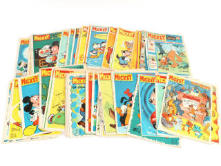 Lot 3 - DIVERS (63)