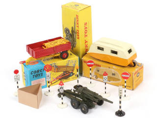 Lot 170 - DIVERS (11)