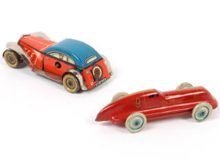 Lot 198 - DIVERS (2)