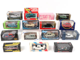 Lot 73 - DIVERS (15)