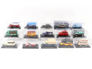 Lot 70 - DIVERS (15)